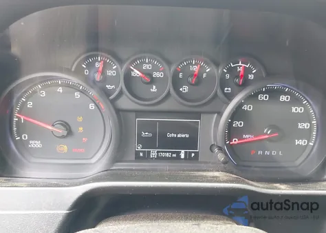 2020 Chevrolet Silverado 1500 4Wd Short Bed Custom z USA, uszkodzony, nr VIN 1GCPYBEH1LZ267892